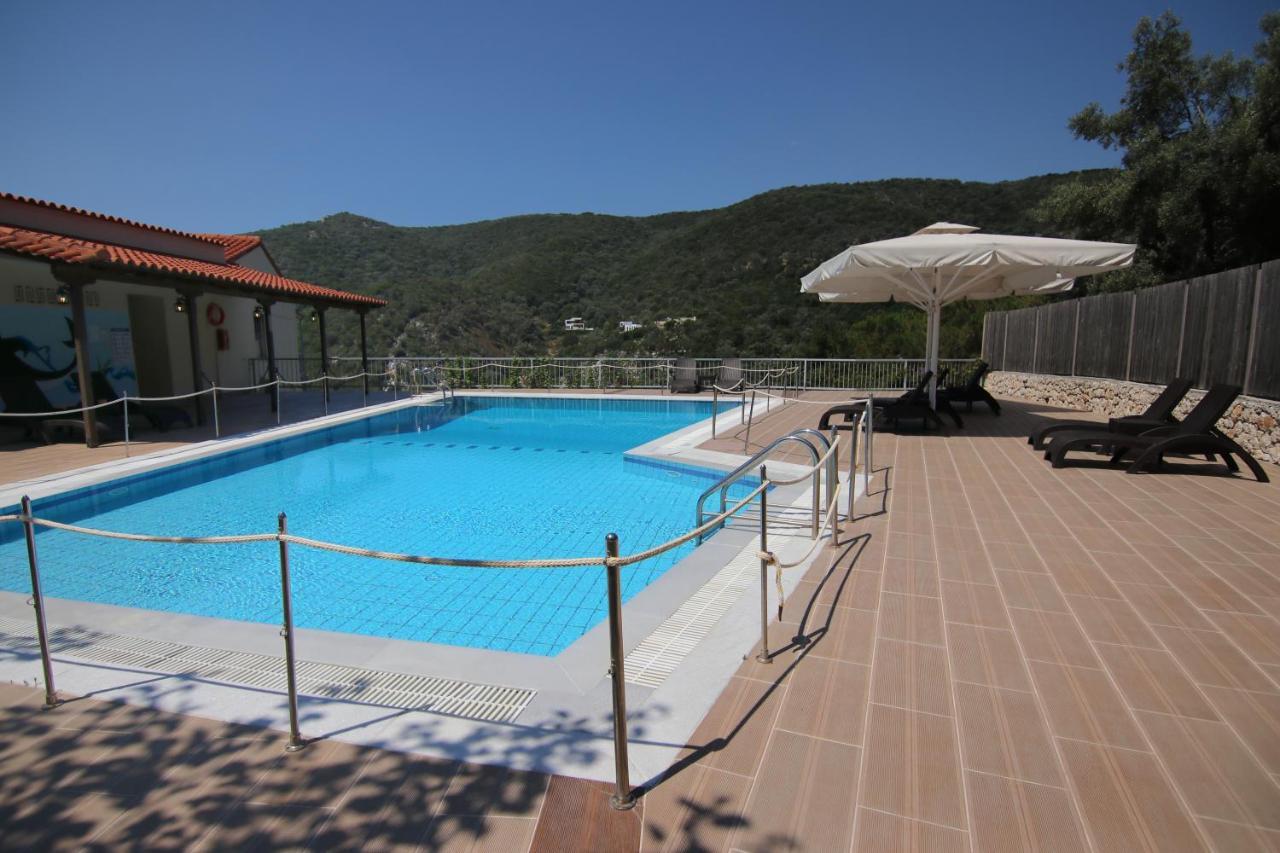 Poros Beach Studios Exterior photo