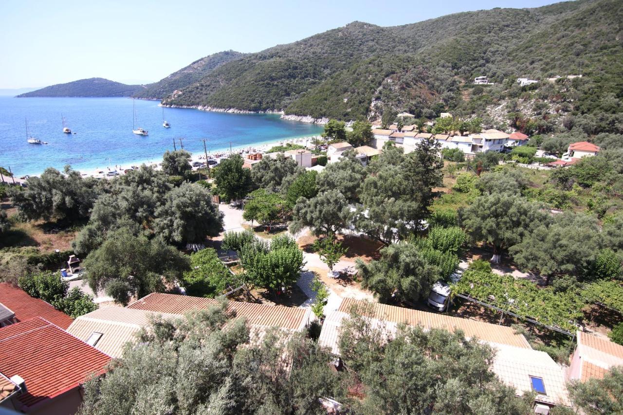 Poros Beach Studios Exterior photo
