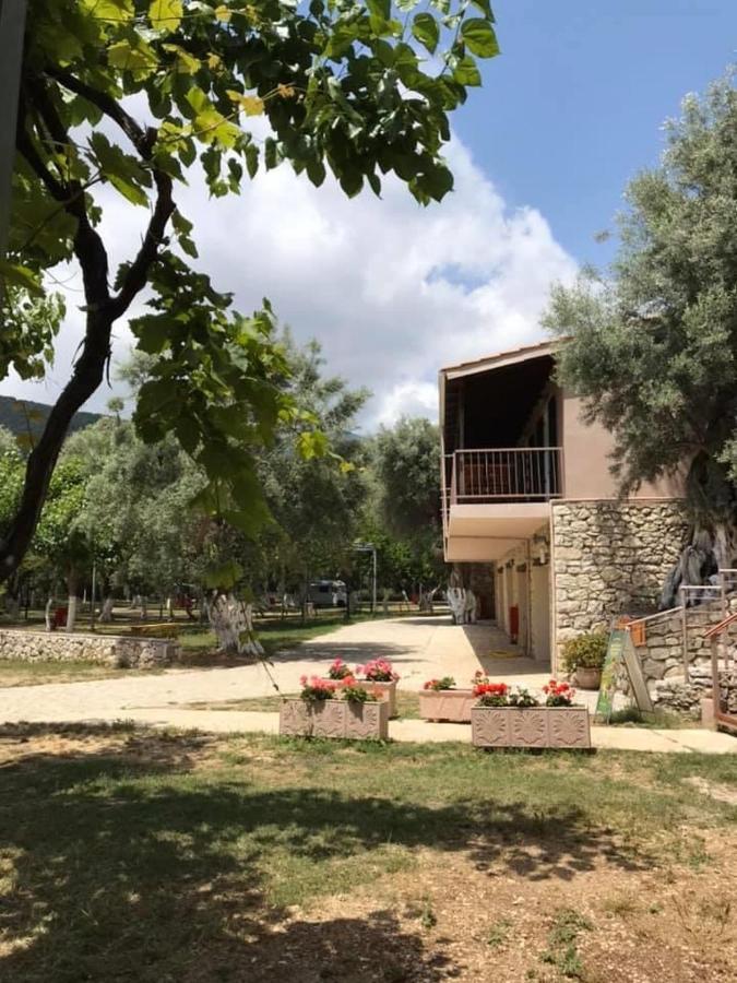 Poros Beach Studios Exterior photo