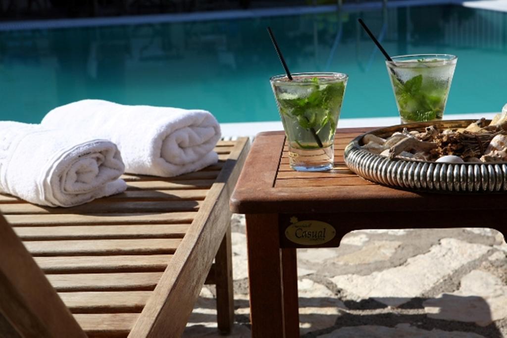 Poros Beach Studios Exterior photo