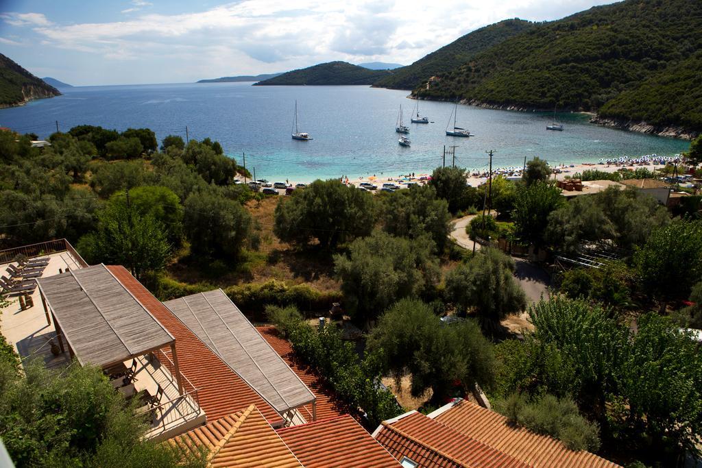 Poros Beach Studios Exterior photo