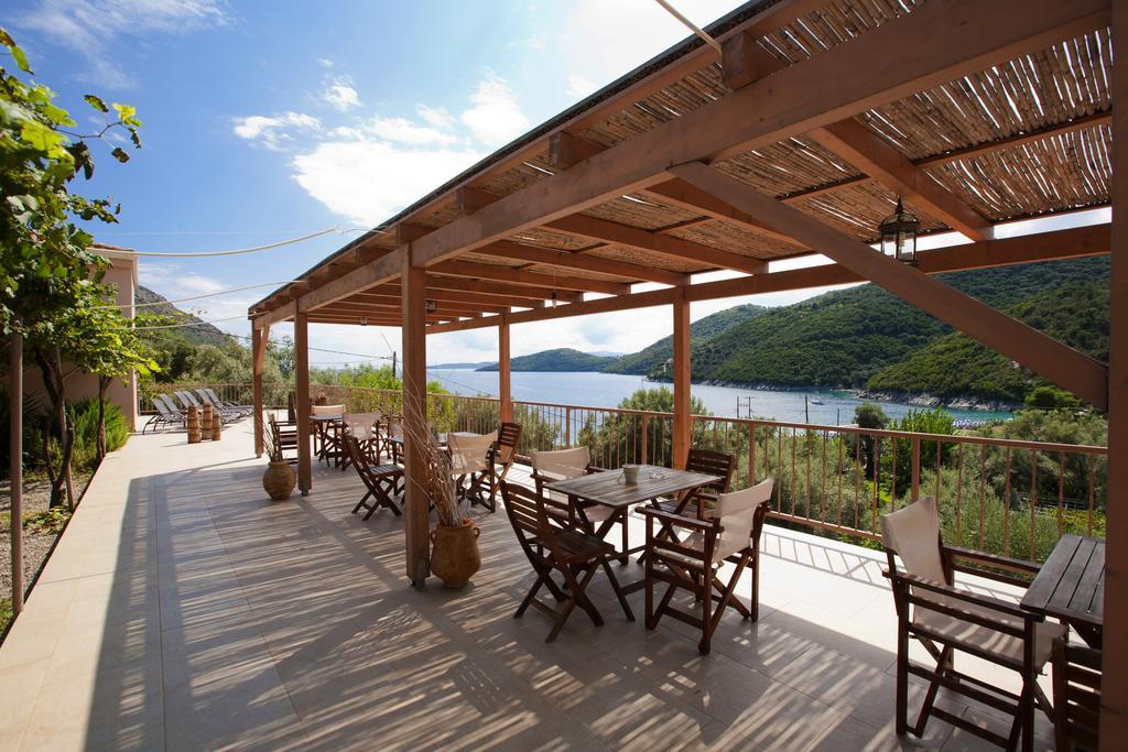 Poros Beach Studios Exterior photo